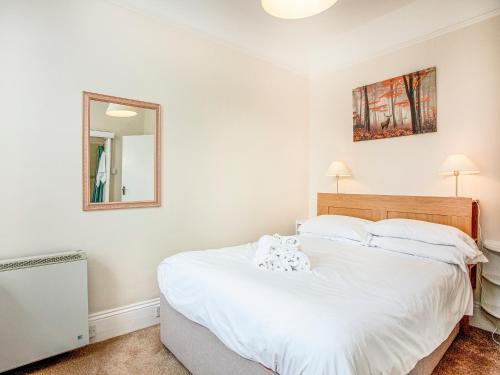 Apartment Eight - Uk39848