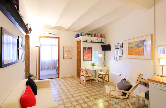 Apartment Eixample Dret Valencia - Cartagena by Interhome