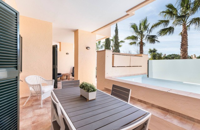 Apartamento 'El Oasis Malasia 25 Bajo B' con piscina privada, Wi-Fi y aire acondicionado