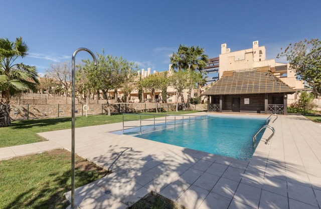 Apartamento 'El Oasis Plaza Madagascar' con piscina compartida, Wi-Fi y aire acondicionado