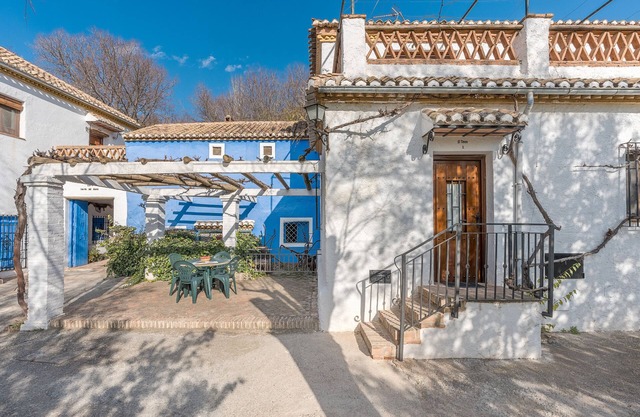 Apartamento 'El Tinao' con vistas a la montaña, piscina compartida y Wi-Fi