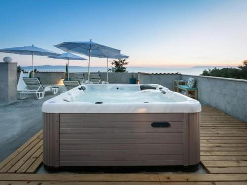 Apartment Ela with private jacuzzi