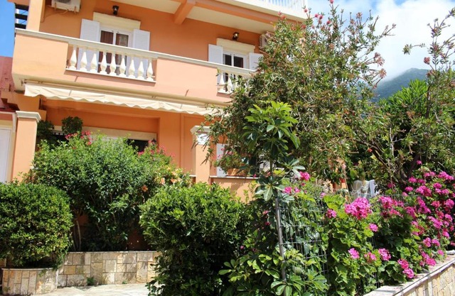 Apartment Eleni