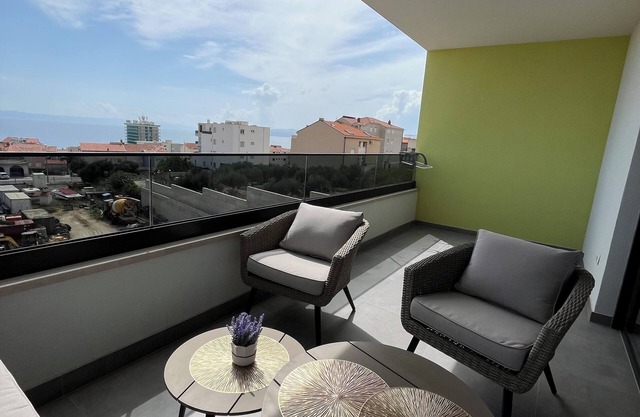 Apartment Ema