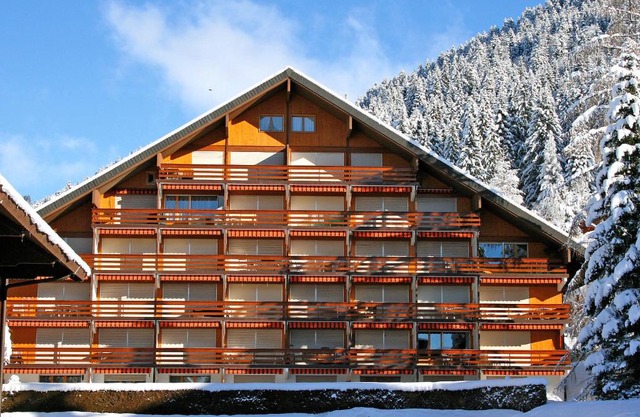 Apartment Emeraude 31 by Interhome