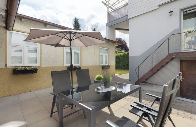 Apartamento 'Erdgechoss' con terraza privada y Wi-Fi
