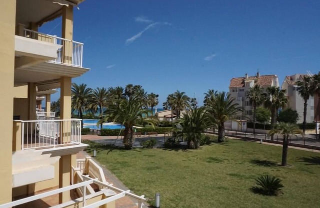 Apartamento ESTRELLA DEL MAR I en primera línea de la playa de Denia