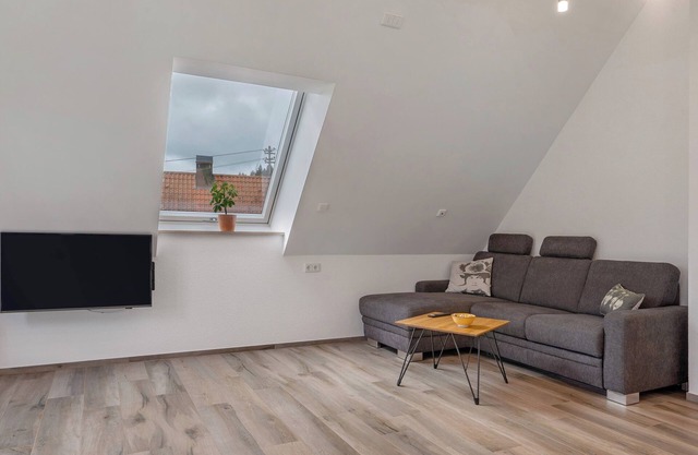 Apartamento 'Falkennest' con vistas a la montaña, jardín compartido y Wi-Fi