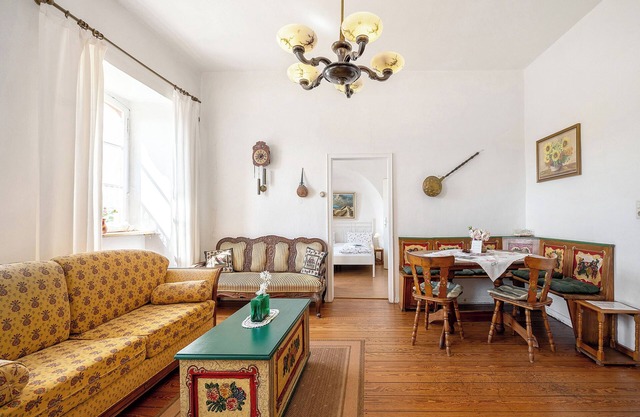 Apartamento 'Ferienwohnung Abtei Klosterhof' con terraza compartida, jardín compartido y Wi-Fi
