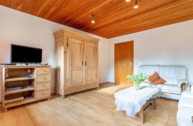 Apartamento 'Ferienwohnung Dora' con jardín compartido, balcón y Wi-Fi