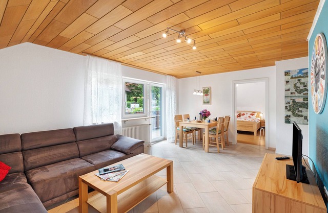 Apartamento 'Ferienwohnung Hörth 2' con vistas a la montaña, jardín compartido y Wi-Fi