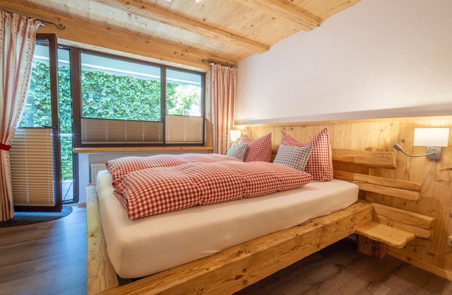 Apartamento 'Fewo Wendelstein' con terraza compartida, jardín compartido y Wi-Fi