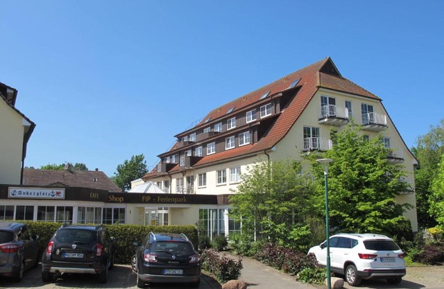 Apartment FIP-Ferienpark - Insel Poel-1 by Interhome