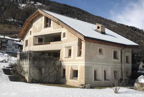 Apartment for 1-4 people Chasa Plazzöl