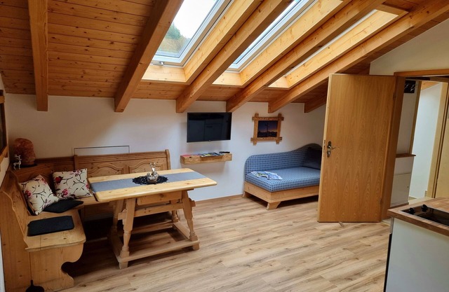 Apartment for 1-2 persons, 32m², living-bedroom, kitchen, bathroom, balcony
