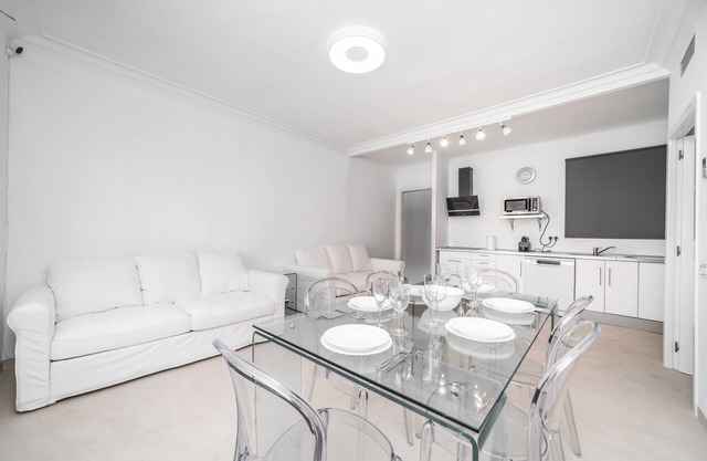 Apartamento para 10 personas en el corazón de Barcelona!