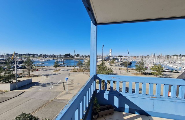Apartment for 2 with sea view and Crouesty port
