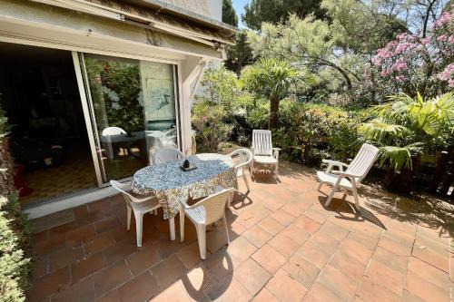 Apartment for 4 at 400 m from the beach