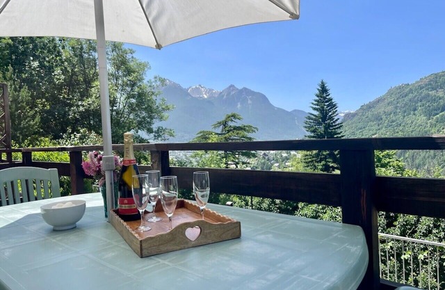 Apartment for 4 with with nice view of Briançon