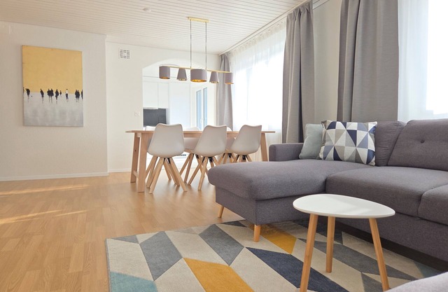 Apartment for 7, near Zurich and Lucerne, with parking space