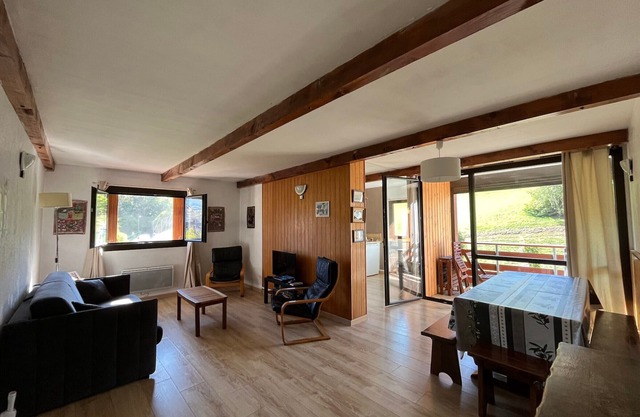 Apartamento T2 para 9 personas, frente a las pistas, con terraza y servicios adicionales