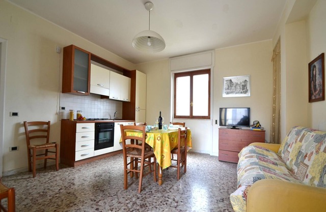 Apartment for Rent With Parking Spaces in Torre Dell'orso Pt06