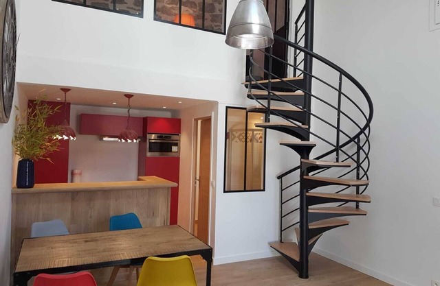 Apartamento en pueblo de carácter, tranquilo, sur Ardèche, río, caminata, bicicleta