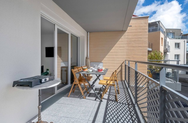 Apartment for 2 in the center of St Brévin