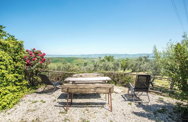 Apartamento "Gemma Bianca-Tavoleto" con vistas a la montaña, jardín y Wi-Fi
