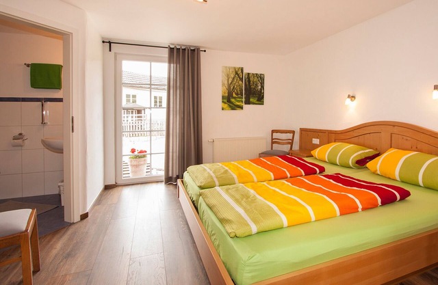 Apartamento 'Gänseblume' con terraza privada, jardín compartido y Wi-Fi