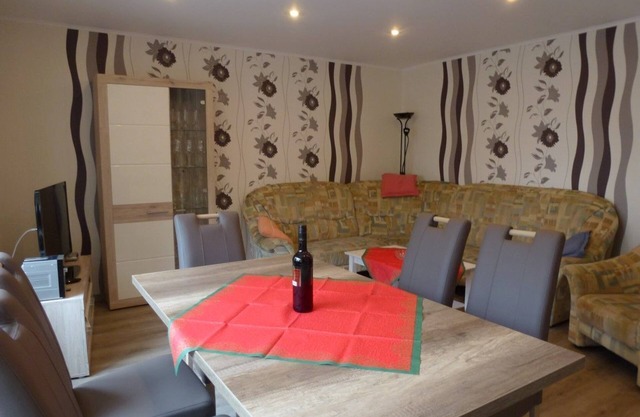 Apartamento 'Ferienwohnung Gisela Basche' con terraza privada, jardín compartido y Wi-Fi