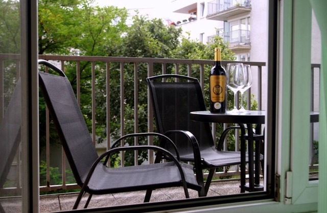 Apartment golden Prague-for couples and for family. Quiet area near the downtown