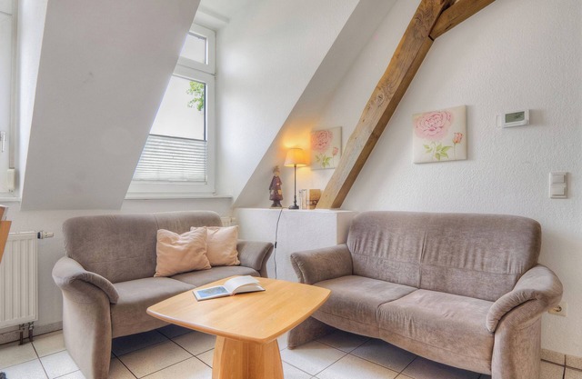 Apartamento 'Göckes Haus Und Garten Rosengarten' con terraza privada, jardín privado y Wi-Fi