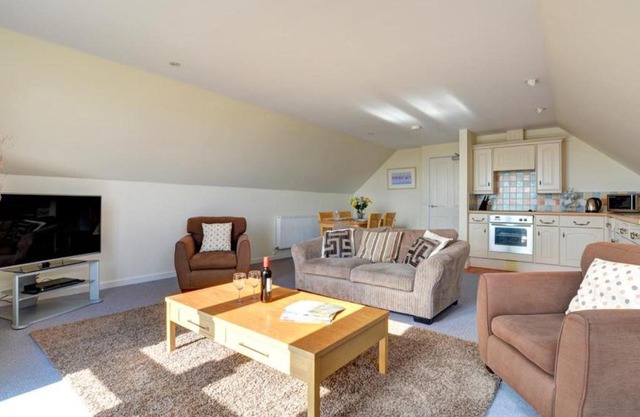 Apartment Golfer View-2 by Interhome