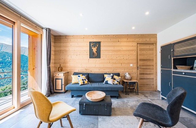 Apartamento 'Grand Cerf - Albiez Montrond' con vistas a la montaña, terraza privada y Wi-Fi