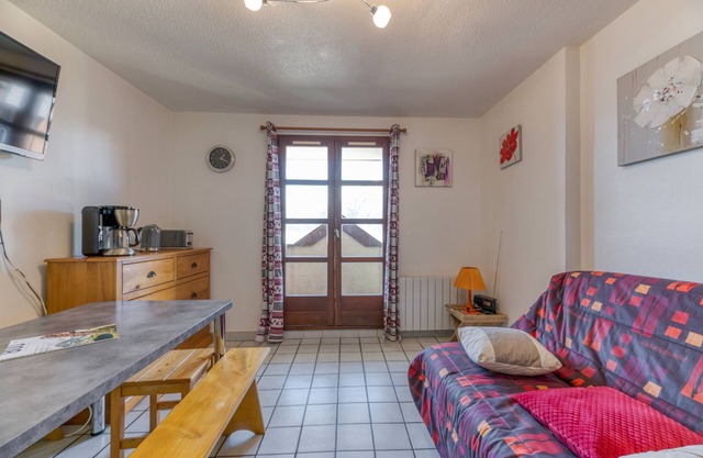 Apartamento 'Granges 5 Studio' con vistas a la montaña y balcón