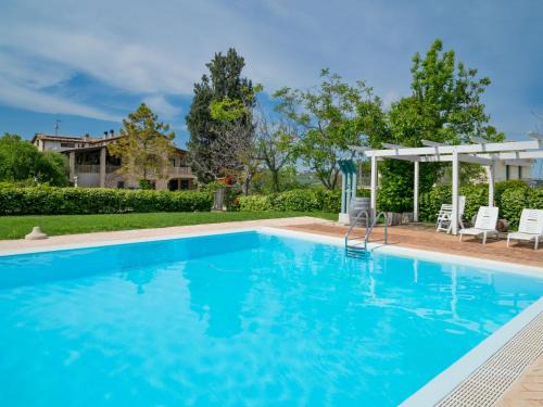 Apartment Grappolo Verde by Interhome