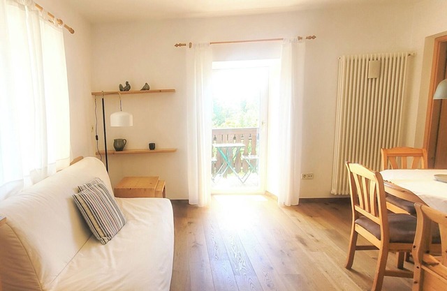 Apartment Gretl with free South Tyrol Mobil Card | Waldegg Renon