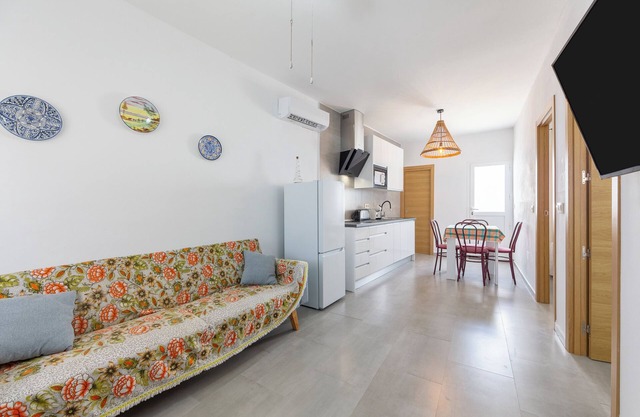 Apartamento 'Habitaciones' con vistas a la montaña, Wi-Fi y aire acondicionado