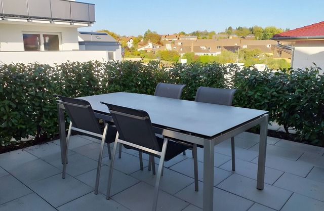 Apartamento 'Haus Unterm Hohenstoffel' con terraza privada y Wi-Fi