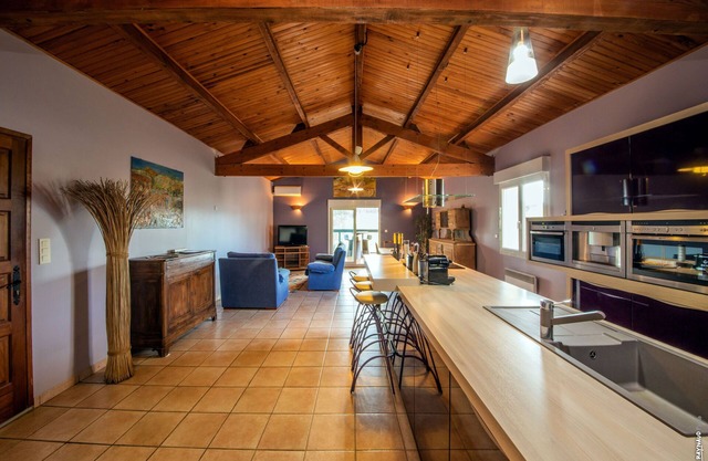 APARTMENT - HEART OF A VINEYARD - QUIET