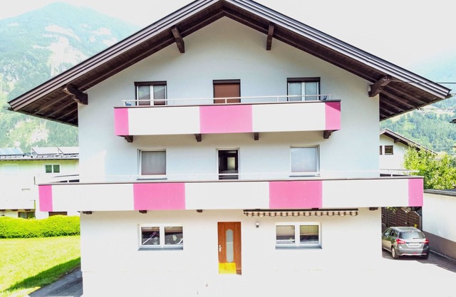 Apartamento Heidi by Interhome