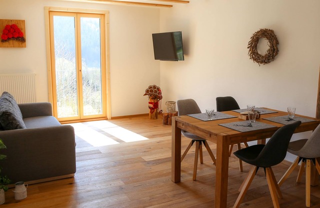 Apartamento 'Heimatglück 1, Hundefreundlich' con terraza compartida, balcón y Wi-Fi