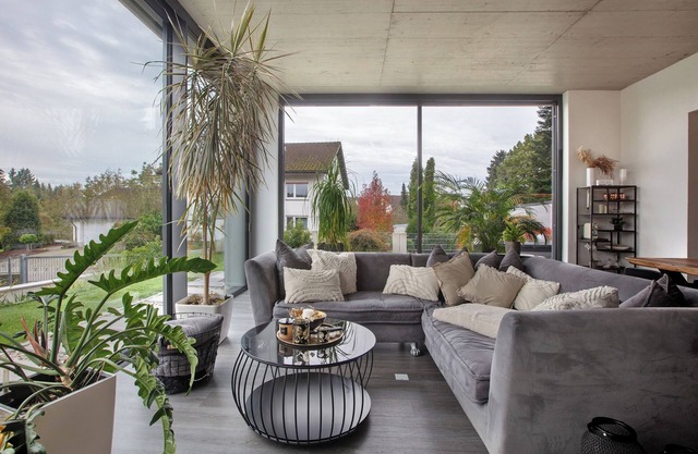Apartamento 'Helle Lichtdurchflutete Wohnung' con vistas a la montaña, terraza privada y Wi-Fi