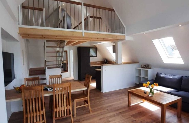 Apartamento 'Heuboden' con jardín compartido, balcón y Wi-Fi
