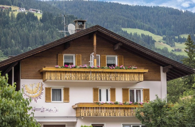 Apartamento "Hofer Heidi" con vistas a la montaña, wifi, balcón y jardín