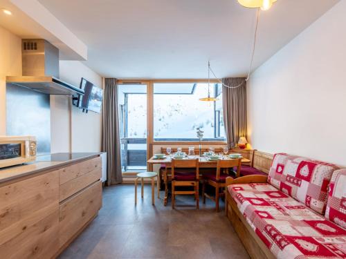 Apartment Home Club - Lavachet-10 by Interhome