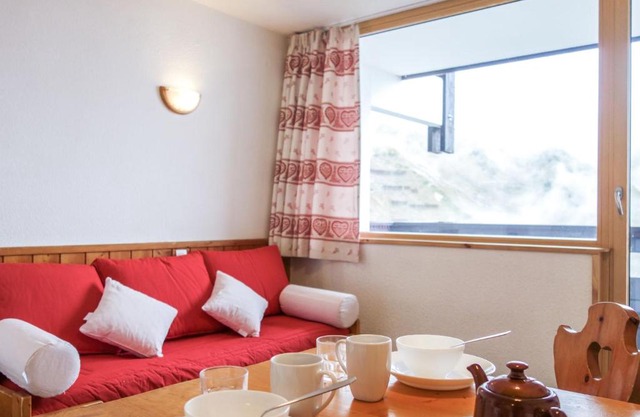 Apartment Home Club - Lavachet-1 by Interhome