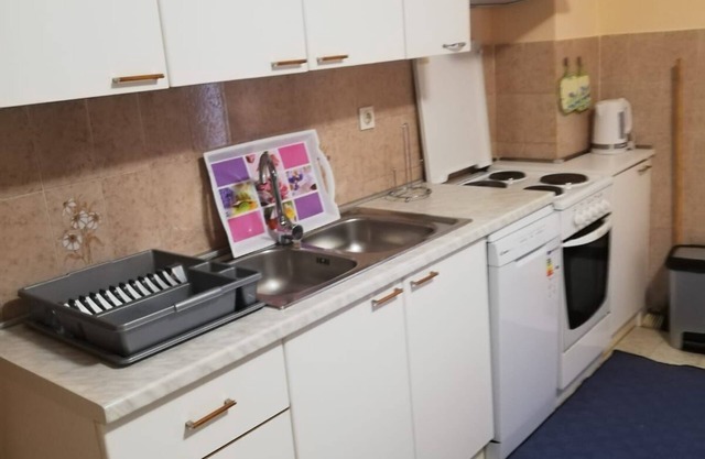 Apartment Pavin (113151-A1) - Poljana - island Ugljan