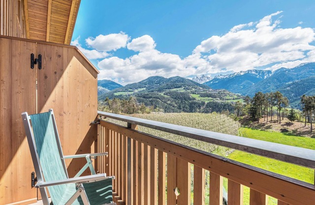 Apartamento "Huberhof Zimmer" con vistas a la montaña, jardín y Wi-Fi